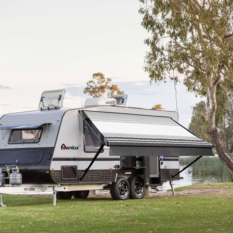 กันสาดควบคุมด้วยมือ Awnlux ราค - Outdoor Camp บทวิจารณ์และราคา